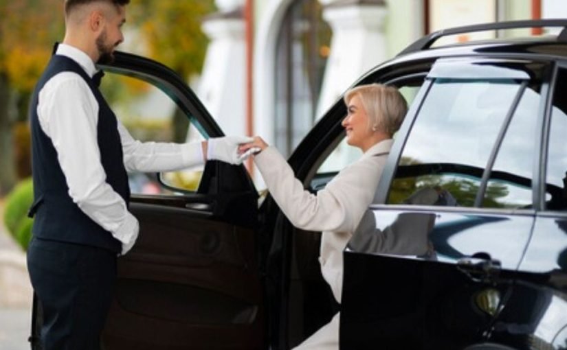 Benefits of Chauffeur Hire for Conferences, Seminars, and Trade Shows