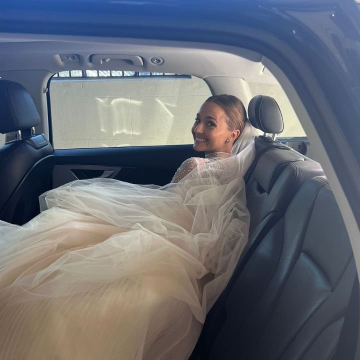 Is Luxury Wedding Car Hire in Melbourne Worth It? Here’s What Couples Say