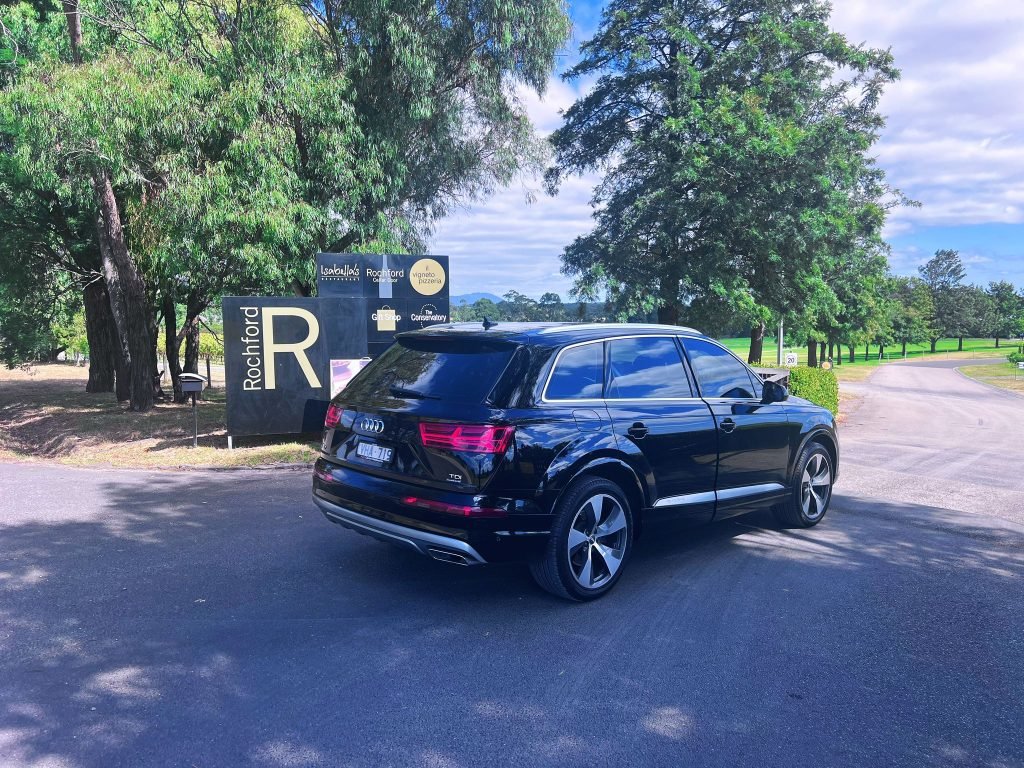 Luxury Chauffeur Wineries Tours & Transfers