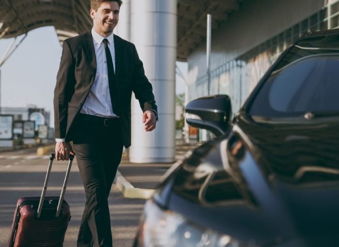 What Makes a Melbourne Airport Transfer Service Suitable for Families